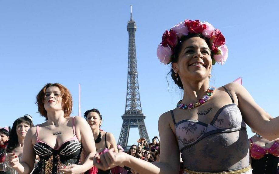 点击图片进入下一页